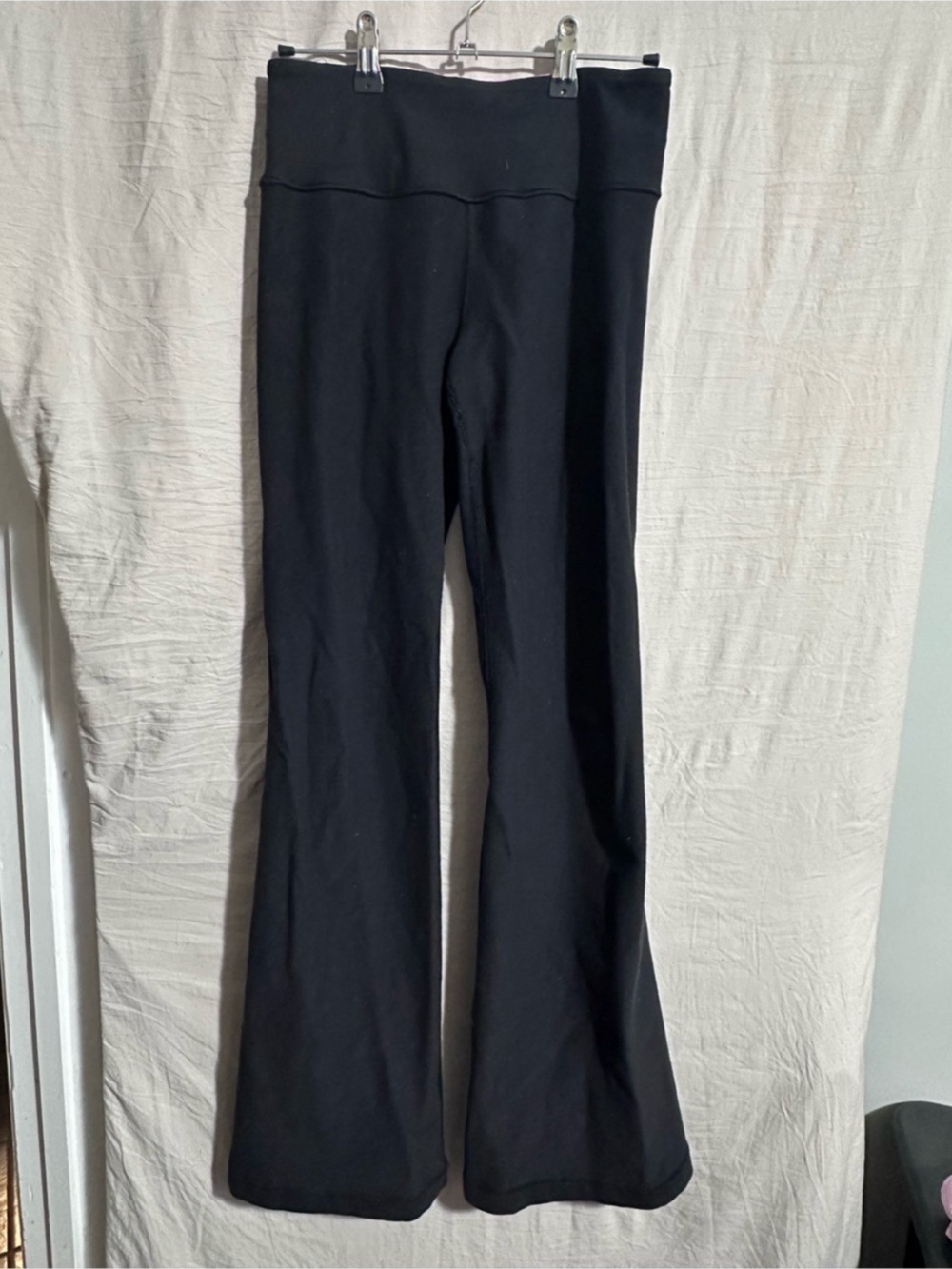lululemon Black Flare Pants Size 4 Tall Like New